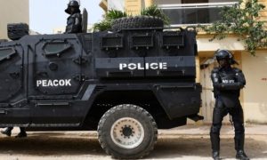 Lire la suite à propos de l’article Meeting Mbacké : La ville bunkarisée par la police