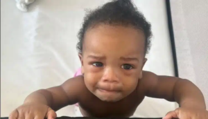 Lire la suite à propos de l’article Rihanna se moque de son petit garçon : « Mon fils est jaloux de son frère parce que… »