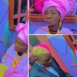 Lire la suite à propos de l’article (Vidéo) Les tristes révélations de Doff Ndeye sur la folie de sa mère : « Lii dofflo sama yaye mooy… »