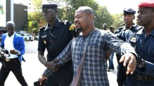 Lire la suite à propos de l’article Détention arbitraire, violation immunité de député : Guy M. Sagna traîne en justice le commissaire Khady Fall