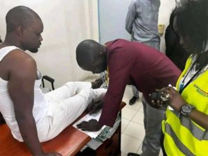 Lire la suite à propos de l’article Enquête sur l’hospitalisation de Ousmane Sonko : ronde des médecins à la Sûreté urbaine (SU)