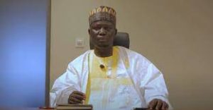 Lire la suite à propos de l’article « Mane damay sétane film lesbi3nne pour khol niom nane laniouy… », Cheikh Ahmed Cissé choque en ce mois de ramadan (vidéo)