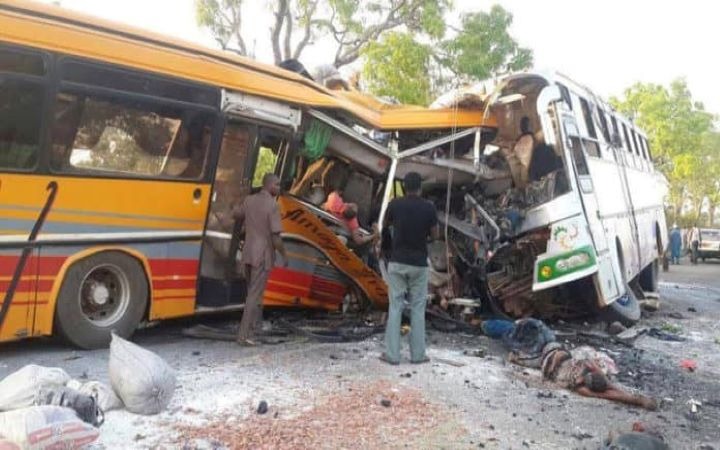 You are currently viewing Louga : Un accident a couté la vie à cinq morts et 37 blessés