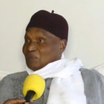 Lire la suite à propos de l’article « Je ne marcherai jamais sur des cadavres pour aller au Palais » : Abdoulaye Wade revient sur sa célèbre phrase (Vidéo)