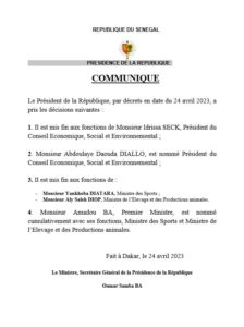 Lire la suite à propos de l’article Abdoulaye Daouda Diallo, nouveau président du Conseil Économique, Social et Environnemental (CESE)