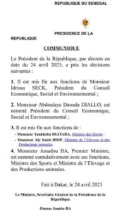 Lire la suite à propos de l’article Politique : Sports et  l’Élevage, Amadou Ba Premier ministre assure l’intérim