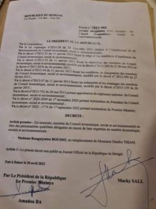 Lire la suite à propos de l’article CESE : Macky Sall apporte des ajustements sans toucher à Idrissa Seck
