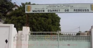 Lire la suite à propos de l’article Soutien à Sonko : 258 Pastefiens en prison à Rebeuss et Thiès débutent une grève de la faim…