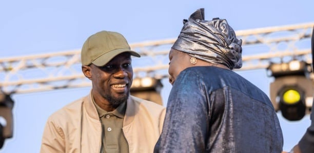 You are currently viewing Aminata Touré à Ousmane Sonko: Nous devons tous exiger la DÉMISSION DE MACKY SALL