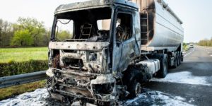 Lire la suite à propos de l’article International : Sept camions sénégalais brulés dans une attaque terroriste à la frontière entre le Burkina Faso et le Niger