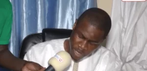 Lire la suite à propos de l’article Arrestation de Cheikh Bara Ndiaye : l’appel poignant de Abdoulaye Diop Khass à Macky Sall