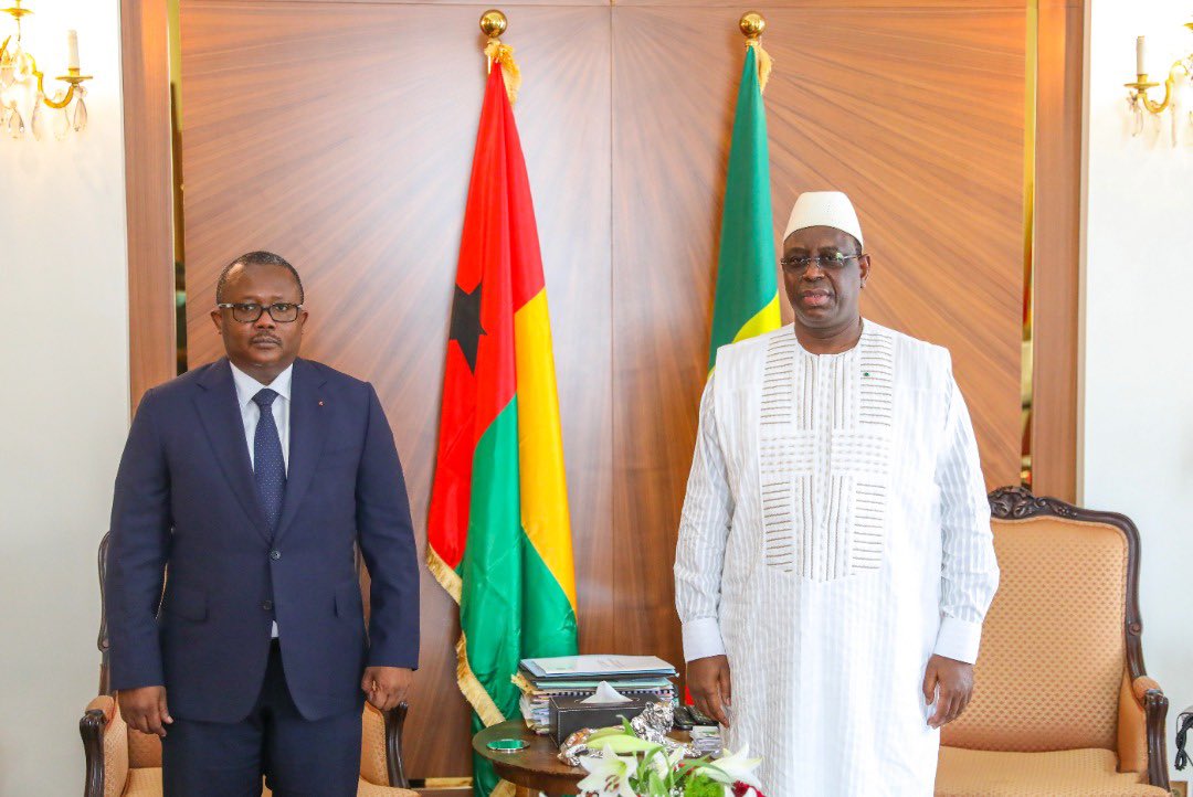 You are currently viewing Oumaro Emballo reçu par Macky Sall ce lundi à Dakar
