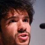 Lire la suite à propos de l’article Affaire Juan Branco : un lutteur et un agent des Impôts ont été arrêtés.