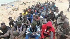 Lire la suite à propos de l’article Des migrants rapatriés à Dahla attendus à Saint Louis