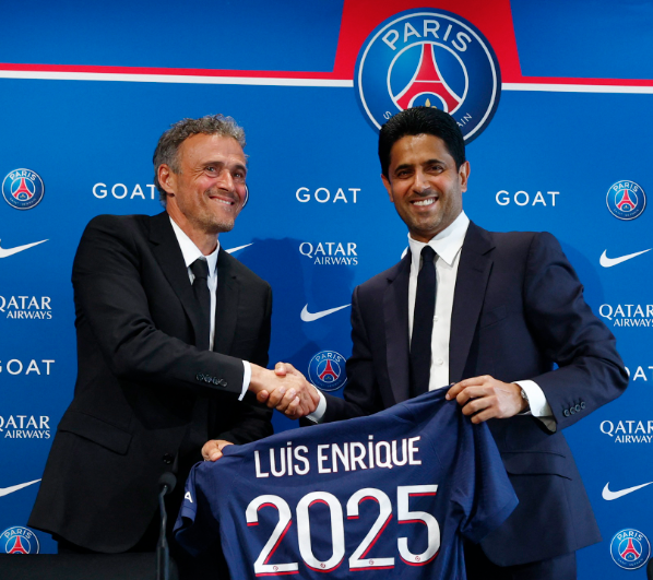 You are currently viewing Mercato : L’entraîneur du PSG se frotte les mains !