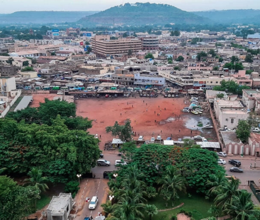 You are currently viewing Mali: l’armée met en garde contre un risque «élevé» d’attaques kamikazes à Bamako