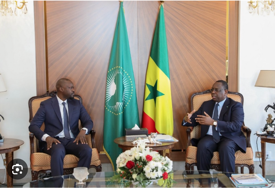 You are currently viewing Dissolution de Pastef : Macky Sall donne ses raisons