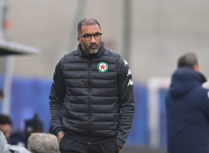 Lire la suite à propos de l’article Red Star : Habib Beye répond aux rumeurs de l’OM