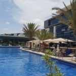 Lire la suite à propos de l’article Mort par noyade dans une piscine : Deux agents du Radisson en Garde á vue