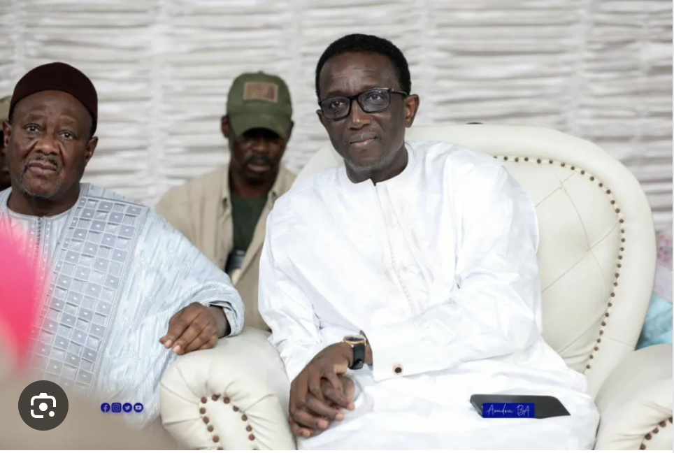 You are currently viewing LE KHALIFE DE TIVAOUNE ARME AMADOU BA