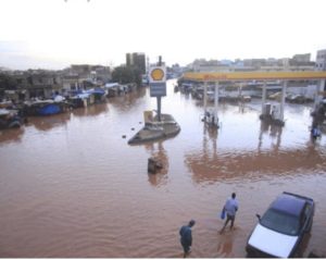 Lire la suite à propos de l’article Touba : De nombreux quartiers et rues inondés après des fortes pluies.