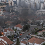 Lire la suite à propos de l’article Guerre Israël-Hamas: plus de 600 morts côté israélien, au moins 100 prisonniers aux mains du Hamas