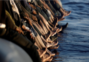 Lire la suite à propos de l’article Italie : neuf migrants retrouvés morts en Méditerranée