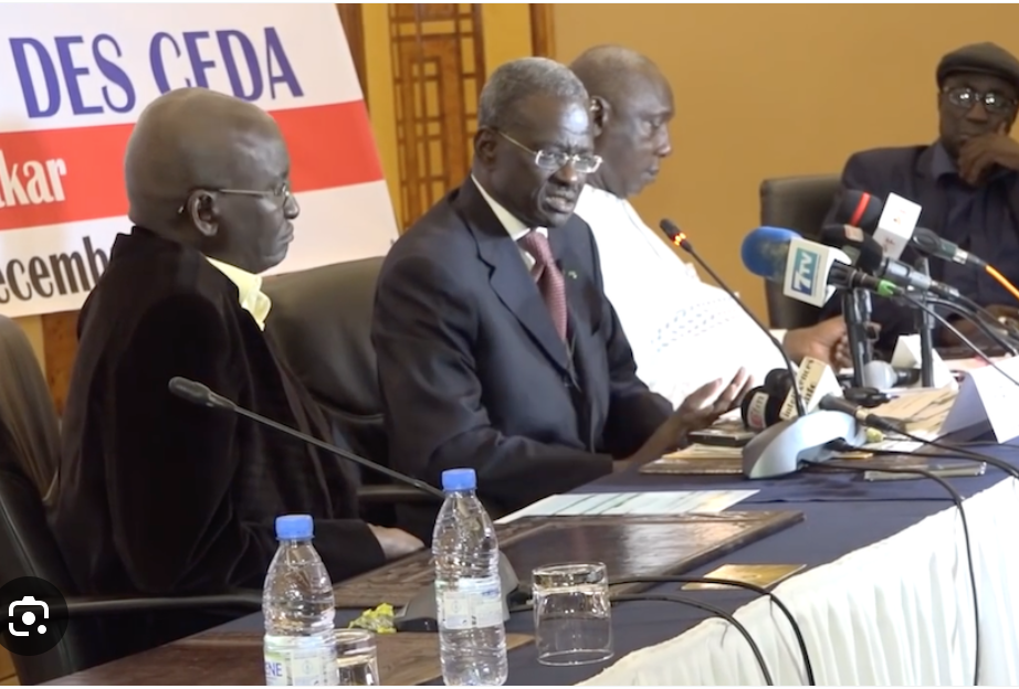 You are currently viewing Les voies que les avocats de Sonko proposent à la Céna, face au « refus » de la Dge