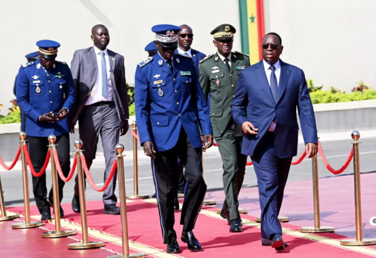 You are currently viewing Réseaux sociaux, migration clandestine : Macky Sall annonce des mesures drastiques