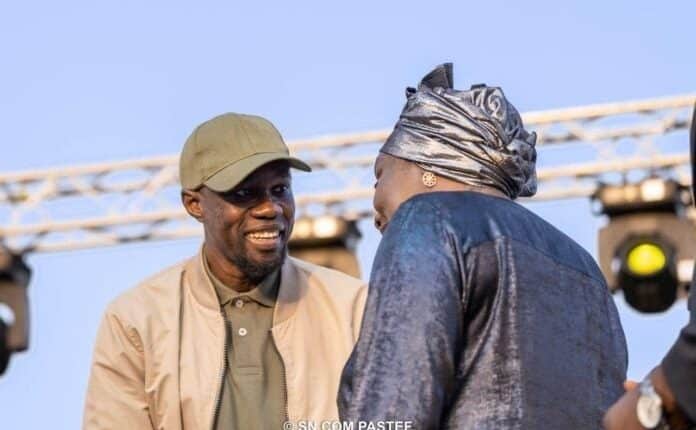 You are currently viewing Visite à Sonko : Mimi Touré écrit au Doyen des juges