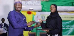 Lire la suite à propos de l’article Le Sénégal champion du concours interuniversitaire d’art oratoire