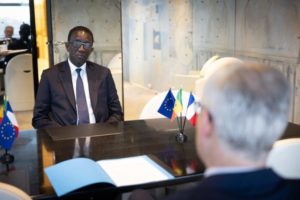 Lire la suite à propos de l’article Amadou BA en France, un choix intelligent