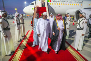 Lire la suite à propos de l’article Macky Sall au Qatar pour participer au Forum de Doha