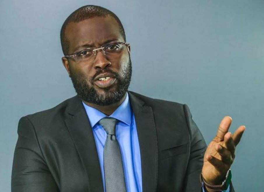 You are currently viewing Pape Mahawa Diouf : «La DGE pourrait refuser de délivrer les fiches de parrainage à M. Sonko »