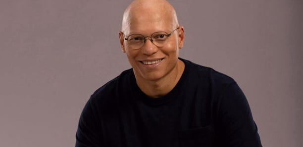 You are currently viewing Retour de Karim Wade : la date retenue, une impressionnante cagnotte constituée pour…