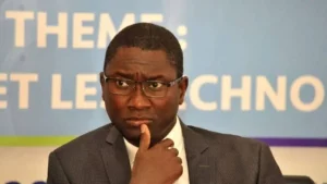 Lire la suite à propos de l’article Cena : Ismaila Madior Fall défend le décret de Macky à Abuja