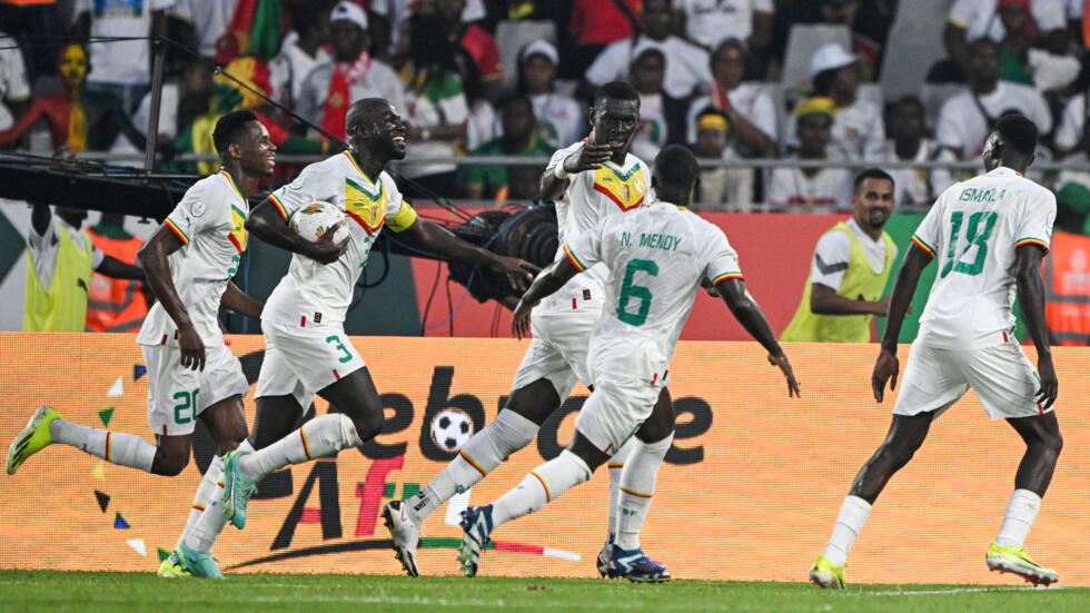 You are currently viewing LE SÉNÉGAL FAIT TOMBÉ LA GUINÉE: 2 BUTS À 0