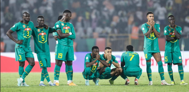 Lire la suite à propos de l’article Battu par la Côte d’Ivoire aux tirs au but : Le champion passe à la trappe
