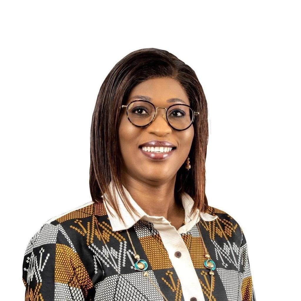You are currently viewing L’ancien Ministre de la Microfinance et de l’Économie sociale et solidaire, Zahra Iyane Thiam, a réagi suite à la décision du président Macky Sall qui a signé un décret abrogeant le décret du 26 novembre 2023 fixant la présidentielle au 25 février 2024.