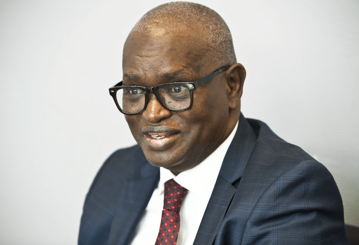 You are currently viewing Abdou Latif Coulibaly démissionne de son poste de Secrétaire général du gouvernement