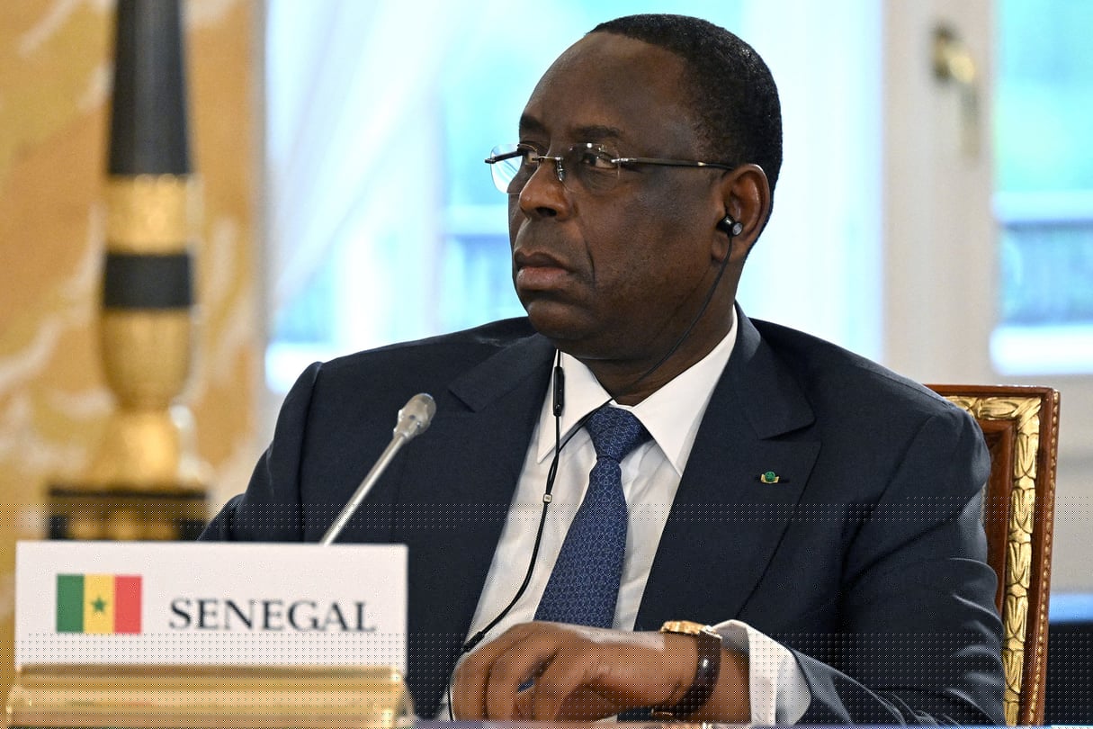 You are currently viewing CE QU’IL FAUT RETENIR DE L’ENTRETIEN DU PRÉSIDENT MACKY SALL (le résumé)