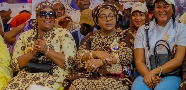 You are currently viewing Amadou Ba met fin aux rumeurs : « Aissatou Billy Ba est ma seule épouse »