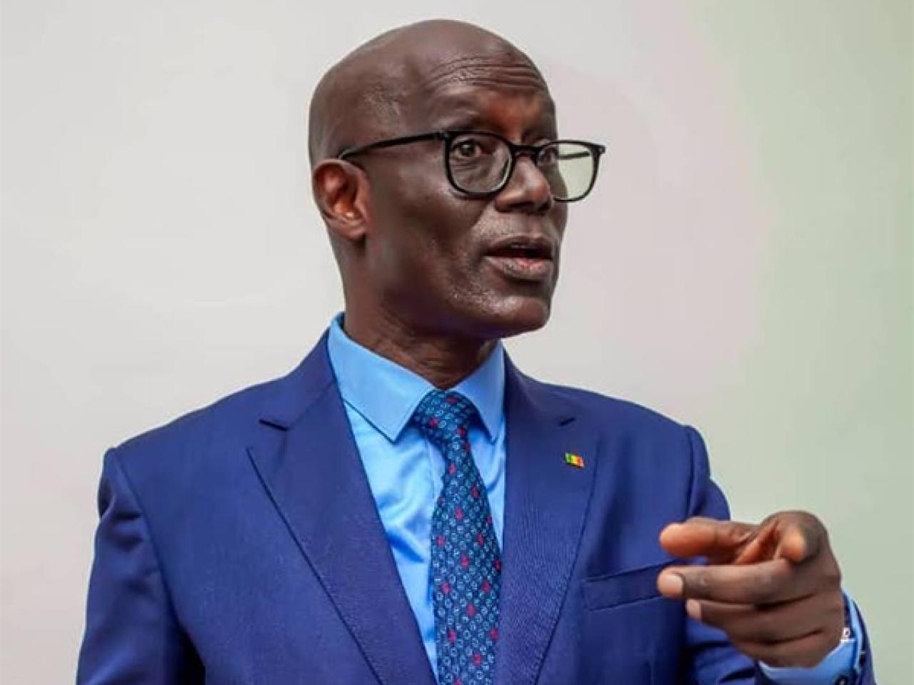 You are currently viewing « Thierno Alassane Sall met Sonko au défi d’un débat public »