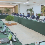 Lire la suite à propos de l’article Adieux Émouvants lors du Dernier Communiqué du Conseil des Ministres avec Macky Sall