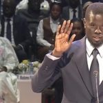 Lire la suite à propos de l’article Passation de Pouvoir : Bassirou Diomaye, le Cinquième Président, S’installe au Palais