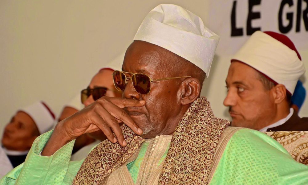 You are currently viewing Le Khalife de Médina Baye, Cheikh Mahi Ibrahima Niass, en voyage au Maroc…