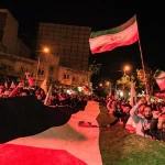 Lire la suite à propos de l’article Israël promet de riposter à l’attaque iranienne tandis que Washington se déclare non impliqué