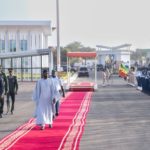 Lire la suite à propos de l’article Organisation de la coopération Islamique : Le président Bassirou Diomaye Faye est arrivé en Gambie
