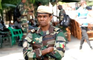 Lire la suite à propos de l’article Exilé à New Delhi, le général Souleymane Kandé va attaquer le décret du Président Diomaye Faye