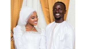 Lire la suite à propos de l’article Aicha Tamba: La femme de Sadio Mané décroche son bac